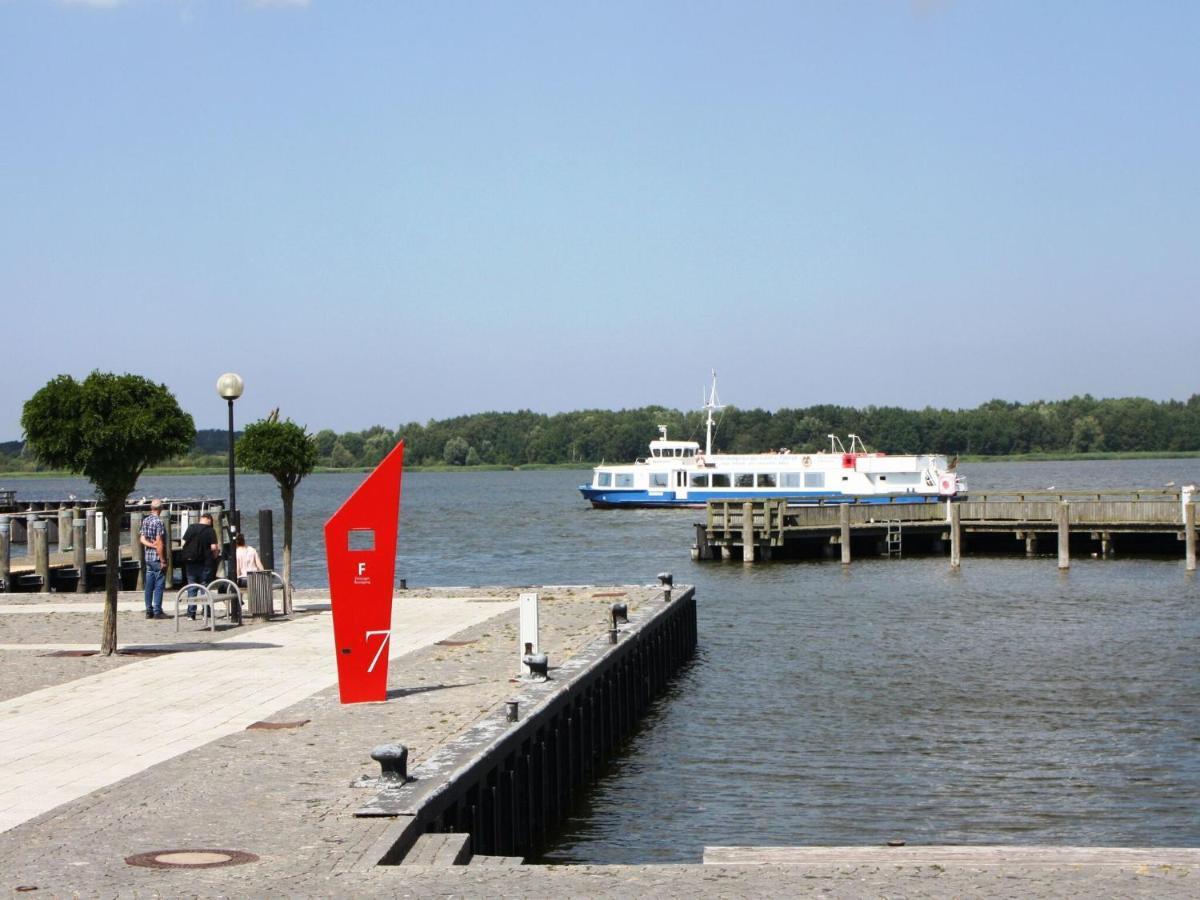 Hausboot Floating House In Ribnitz-Damgarten Hotel Exterior photo